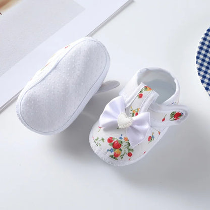 Newborn walking shoes